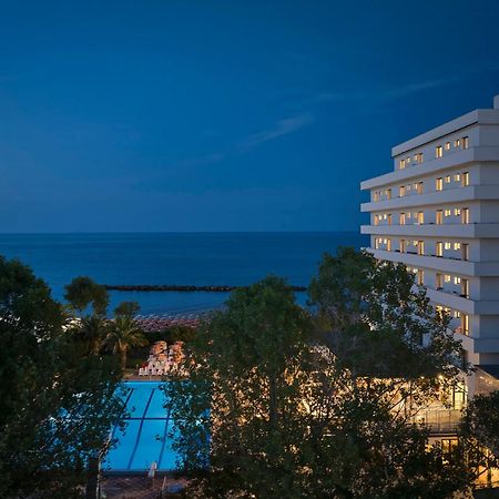 Serena Majestic Residence Montesilvano Ngoại thất bức ảnh